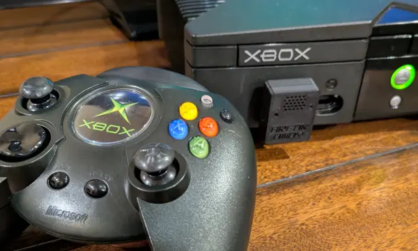 Breakaway: Cutting the cord on the OG Xbox controller