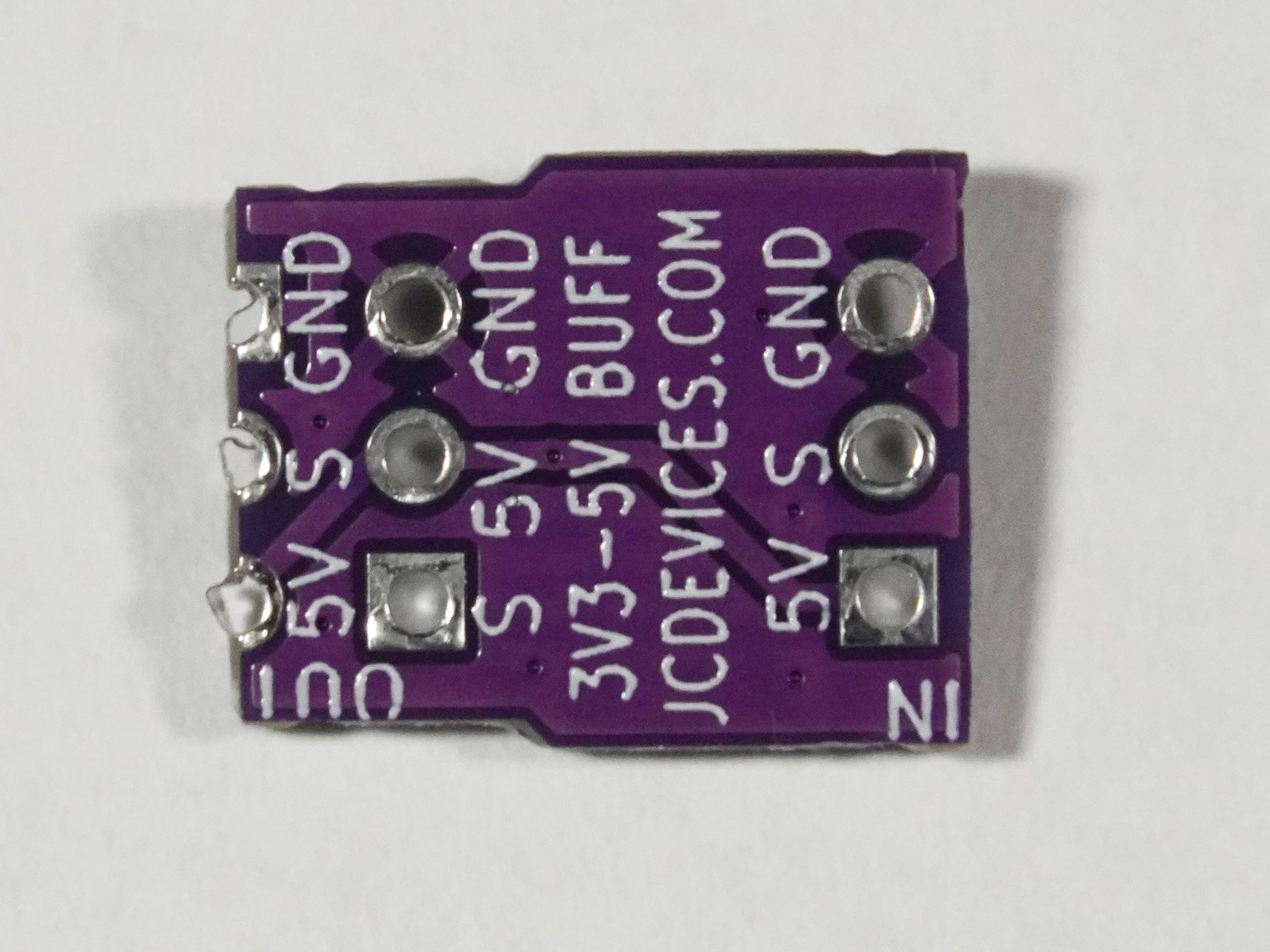 Single 3.3V to 5V level shifter