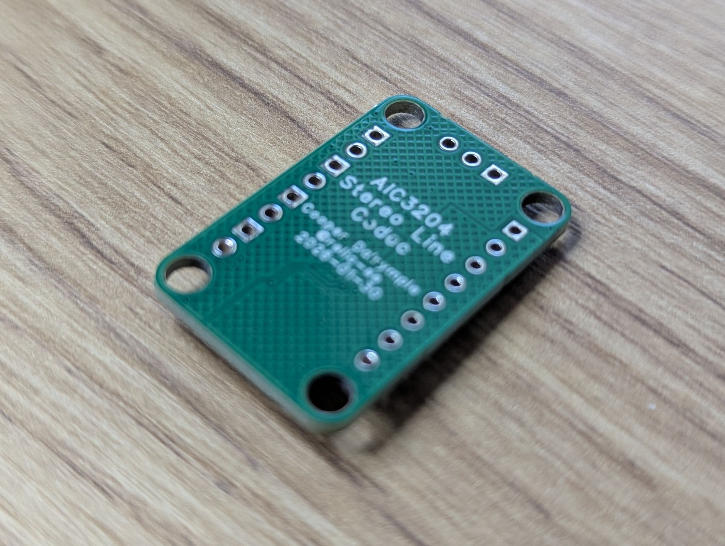 TLV320AIC3204 Stereo Line-Level Audio Codec