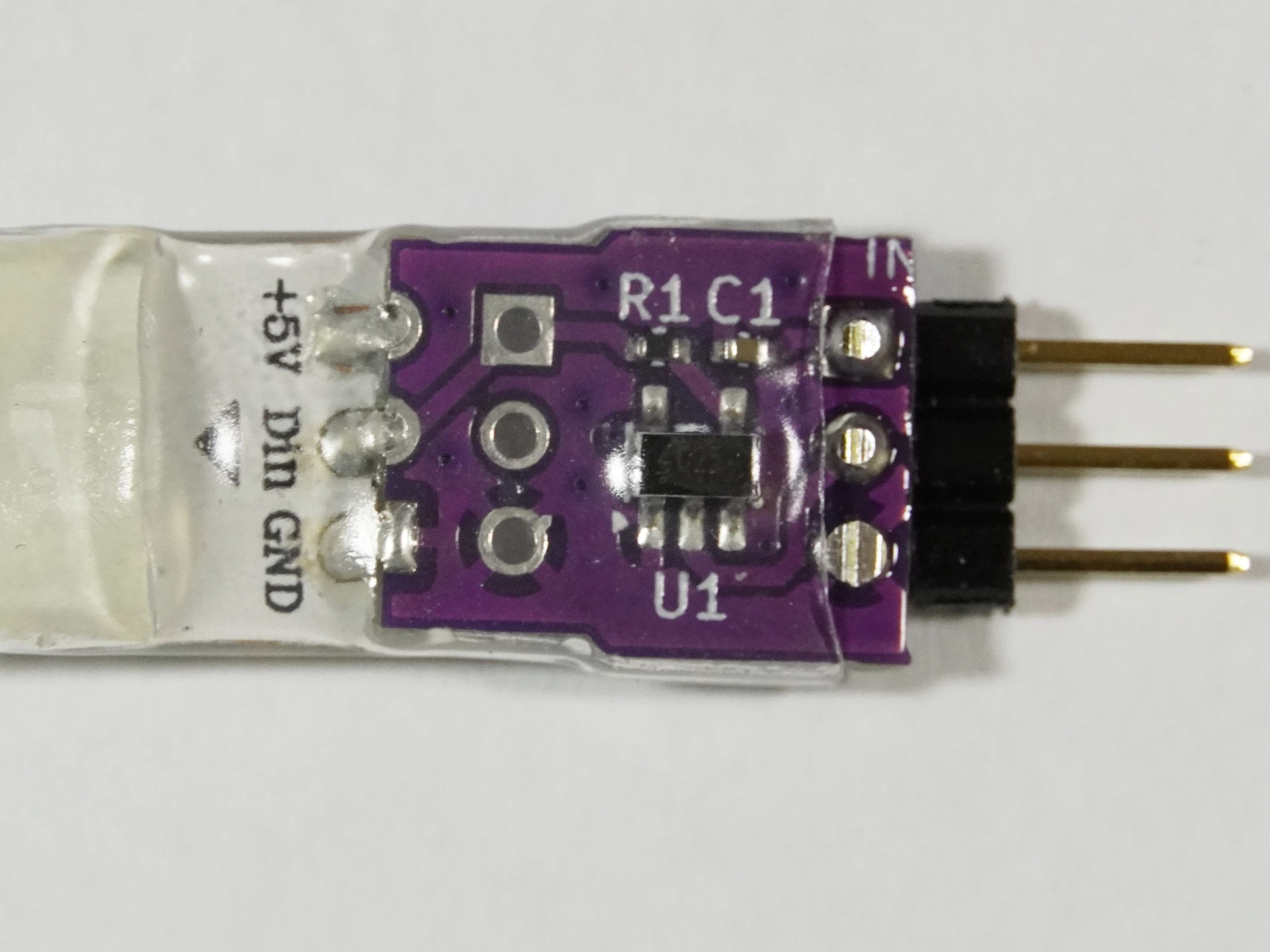 Single 3.3V to 5V level shifter