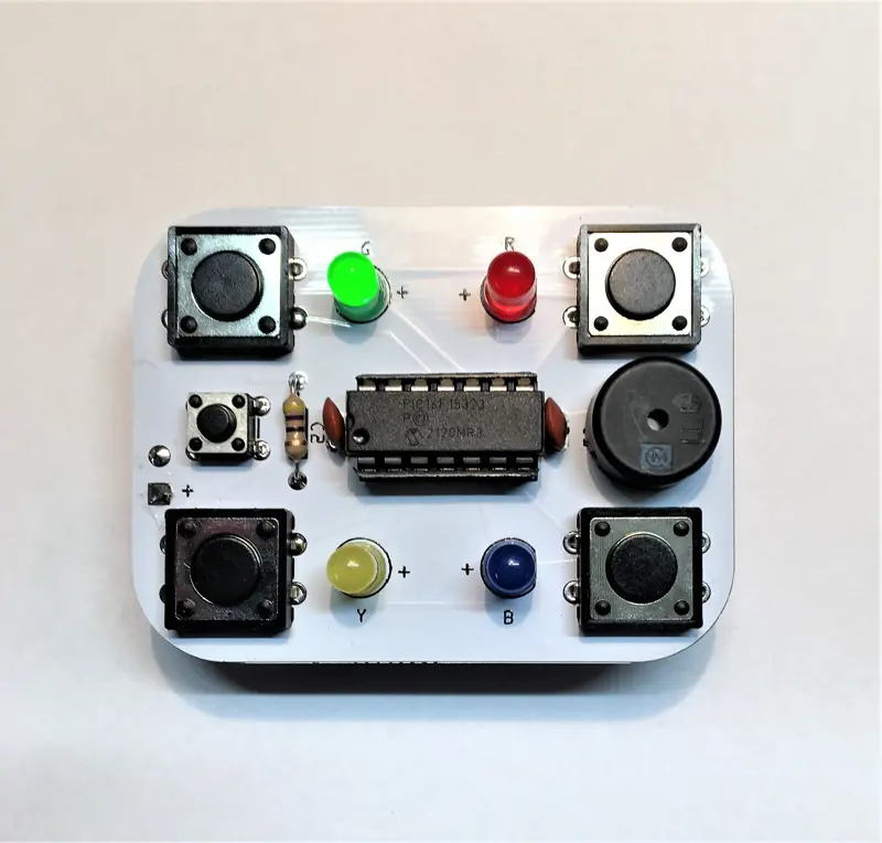 MEMORY GAME KIT (Simon)