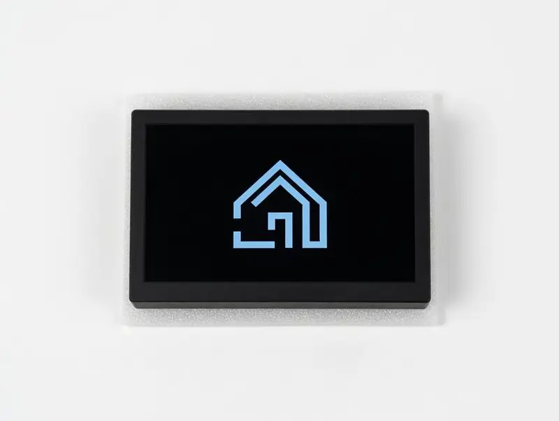 HAUI 3Gang 7in Display Wall Mount Dashboard WiFi.