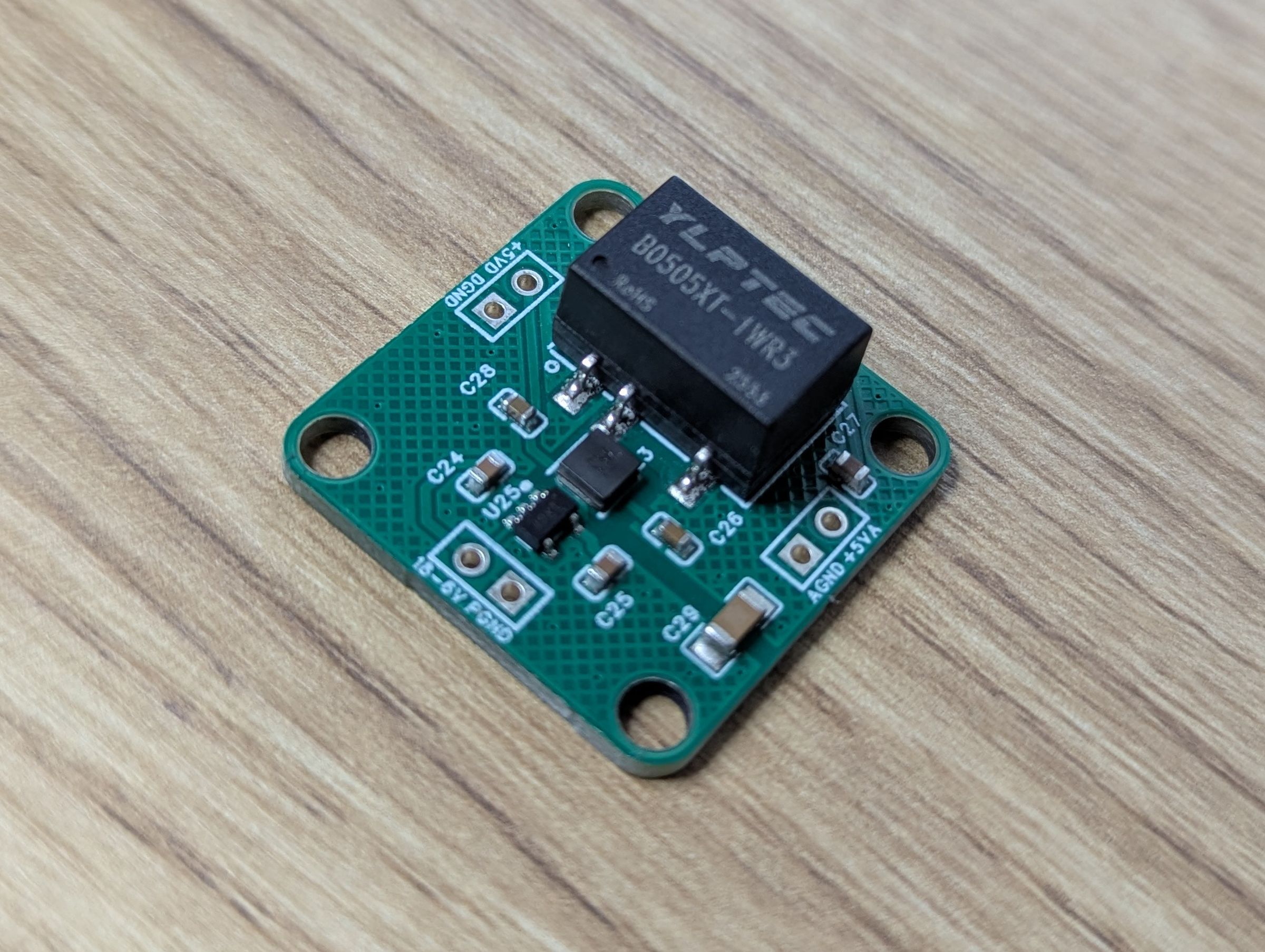 Isolated 5V Analog/Digital Power Regulator