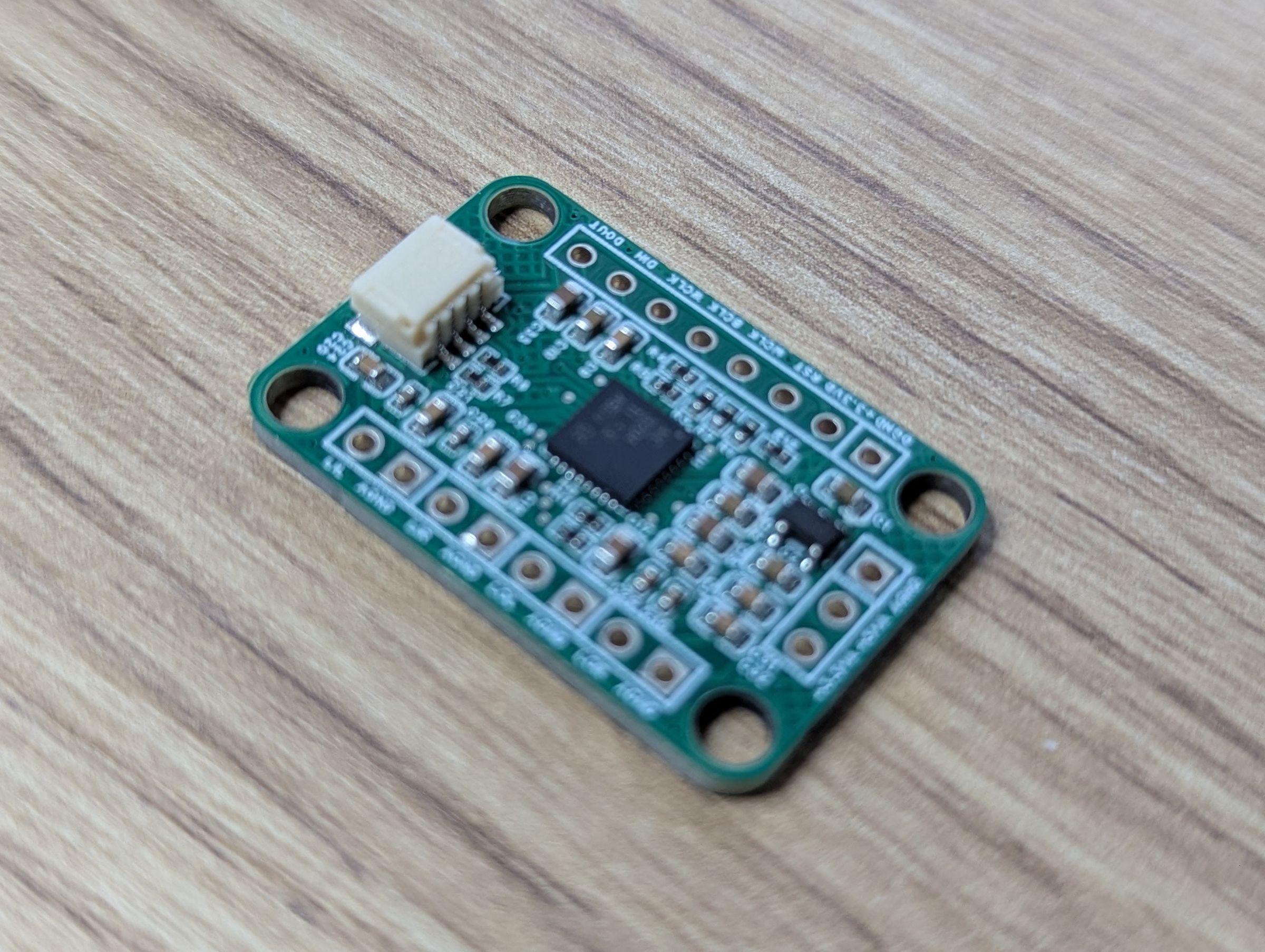 TLV320AIC3204 Stereo Line-Level Audio Codec