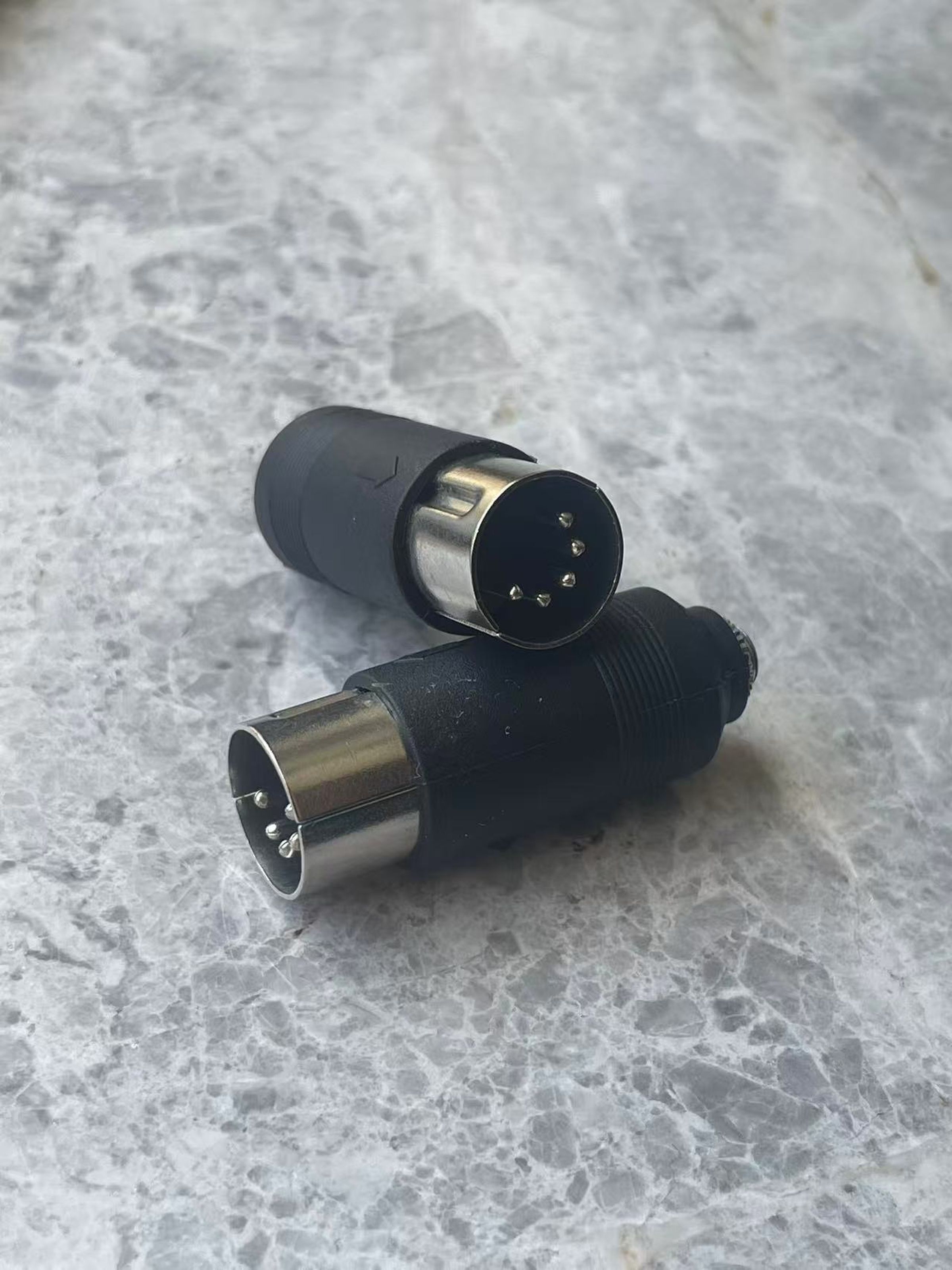 MIDI 5-Pin DIN to 3.5mm TRS Adapter, Type A 2-Pack