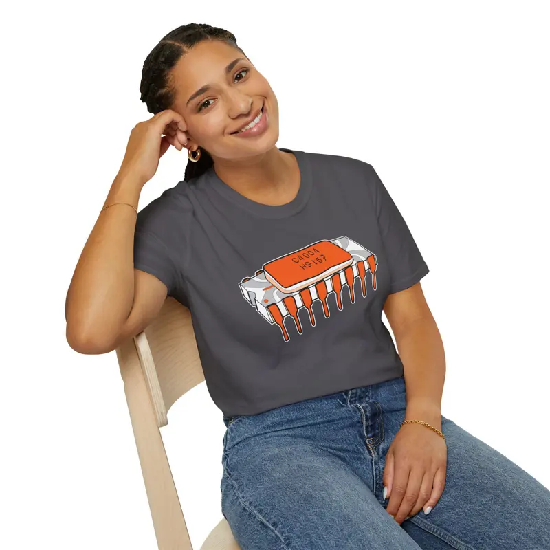 Intel 4004 Microprocessor Chip T-Shirt | First CPU Computer History Vintage Elec