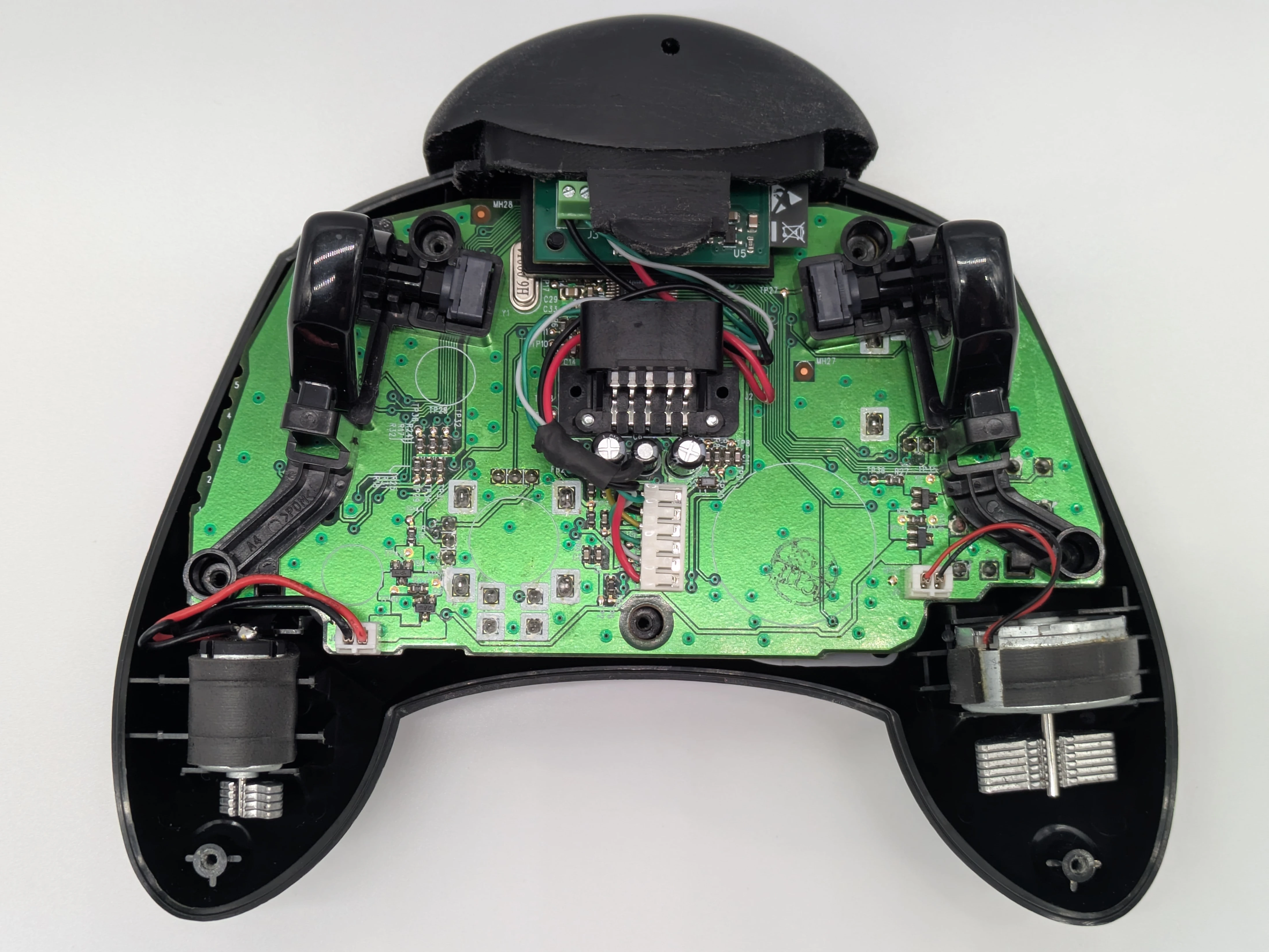 Controller S with rear cover removed to show Breakaway installation