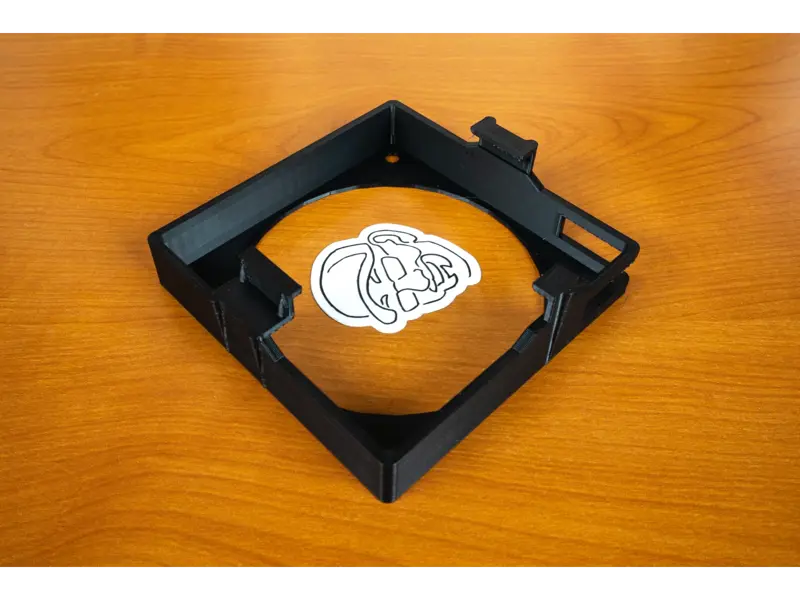 Cooling Fan Shroud for a LSI 9300-16i